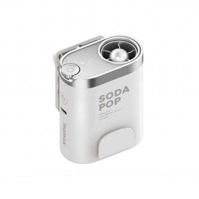 Picture of Momax 1° Go Clip IF23W Mini Fan 40,000 RPM High-Speed Cooling Fan | 3000mAh Rechargeable Clip-On-White