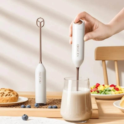 Picture of CIRCLE JOY Battery Operated Electric Milk Frother-White