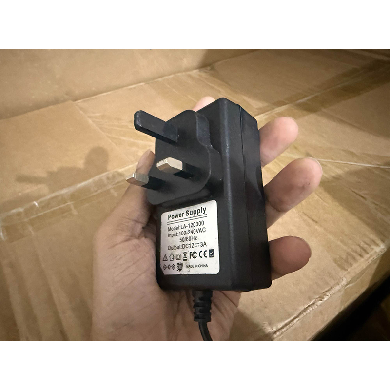 Picture of 12V/3A Original WGP Mini UPS Charger