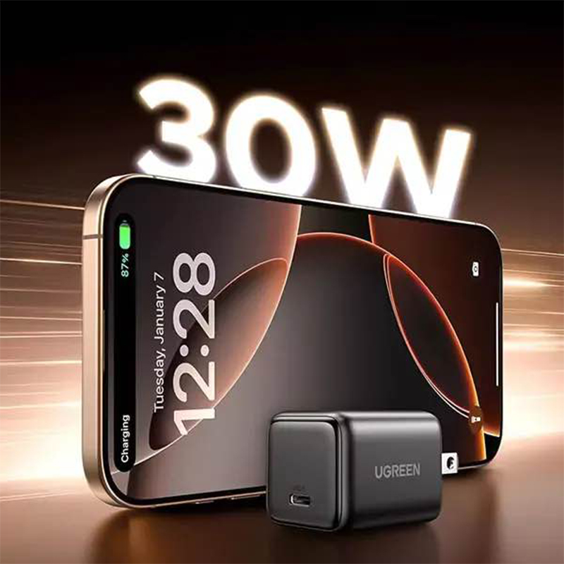 Picture of UGREEN X513 30W USB-C GaN Fast Charger US Plug (55530)-Black