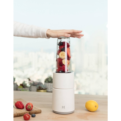 Picture of Xiaomi Pinlo Little Monster Cooking Machine Mini electric juicer for fruit and vegetable processing 450ml-White