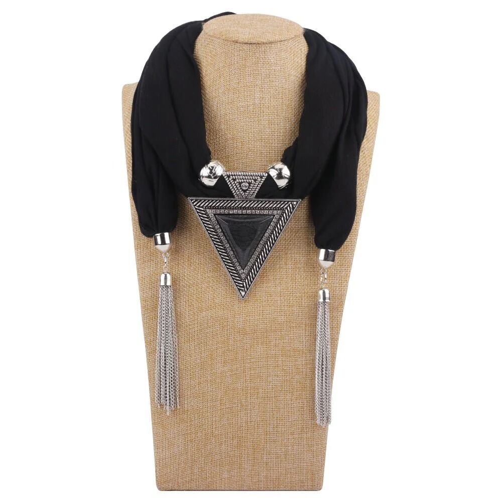 Picture of Pendant Scarf - Style 05