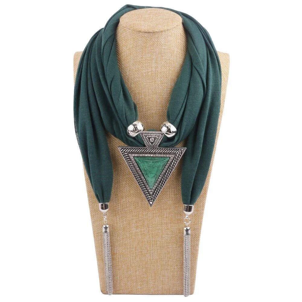 Picture of Pendant Scarf - Style 05