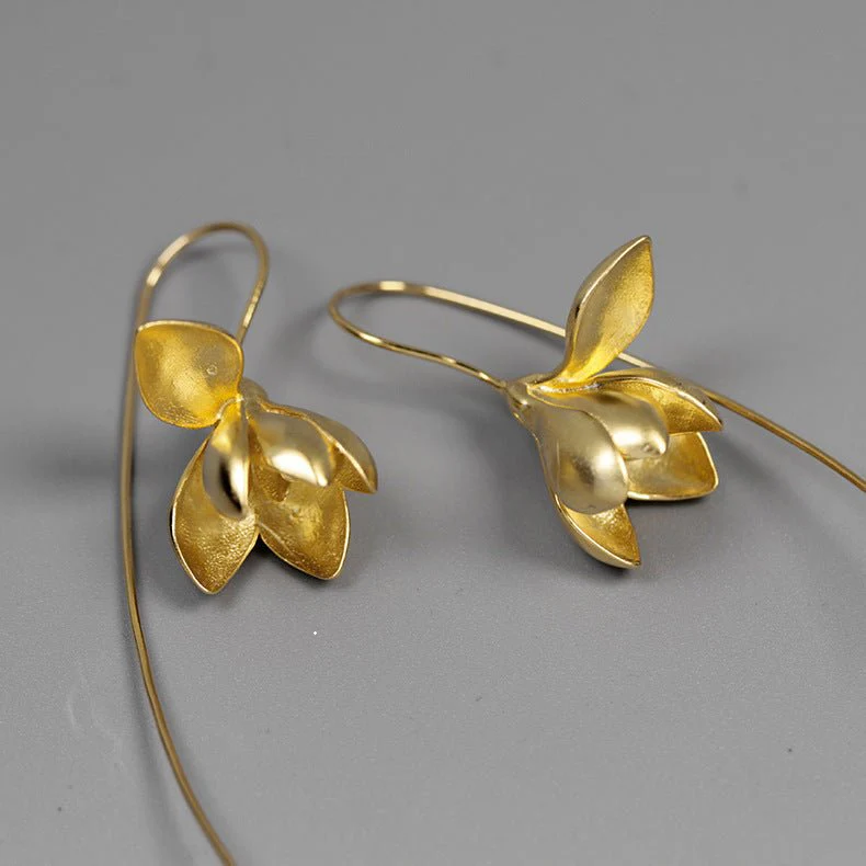 Picture of Gold Earring Fashion Jewelry Elegant Magnolia Flower Dangle Earrings For Women Gifts (Available) - 3 MM - Gold