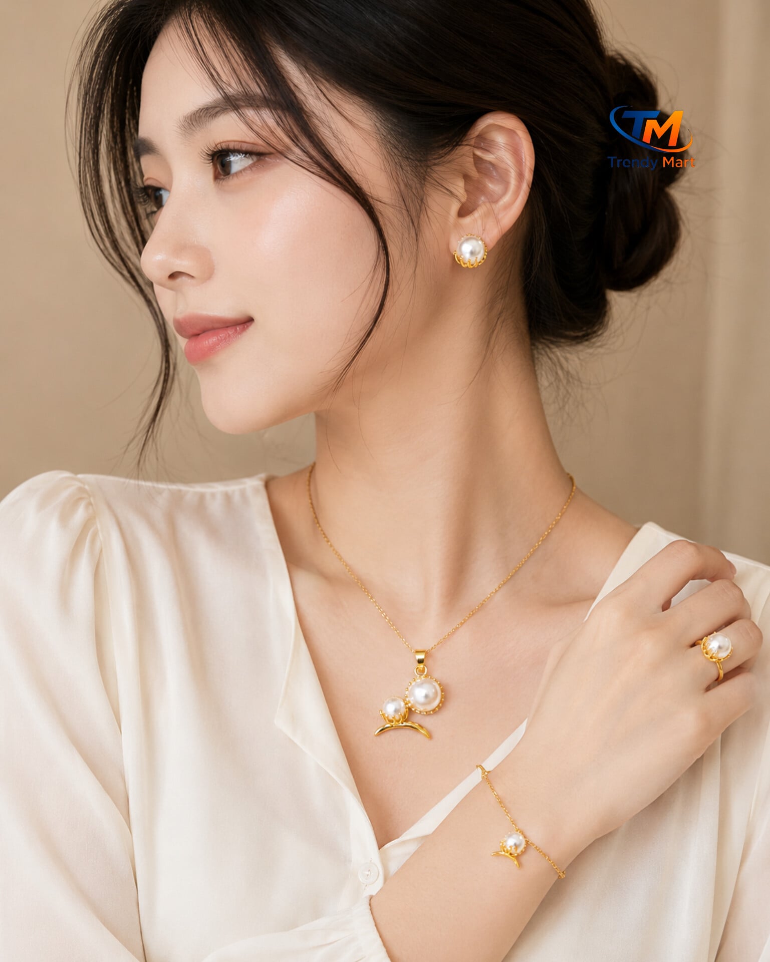 Picture of Luxury Gold Pearl Jewelry Set for Women | Necklace, Earrings, Bracelet & Ring Set - Gold