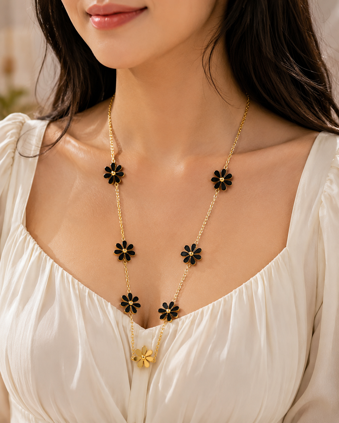 Picture of Women's Black Daisy Flower Necklace | Korean Style Gold Chain | Elegant Fashion Jewelry - Black