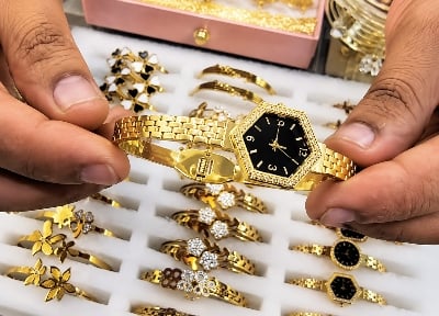 Picture of Luxury Gold Hexagon Women's Bracelet Watch | Elegant Quartz Wrist Watch | Fashion Gold Plated Watch - Black