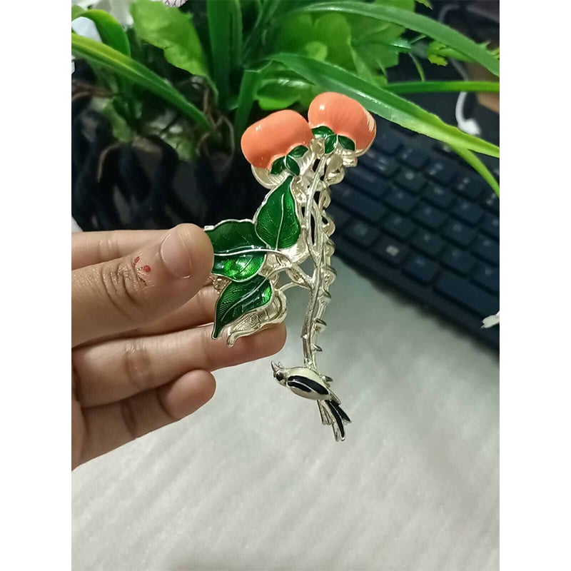 Picture of Spring Hot-Selling Hand-Painted Floral Alloy Hair Clip for Women, Sweet and Girly Style, Claw Clip for the Back of the Head, Shark Clip Hair Accessory