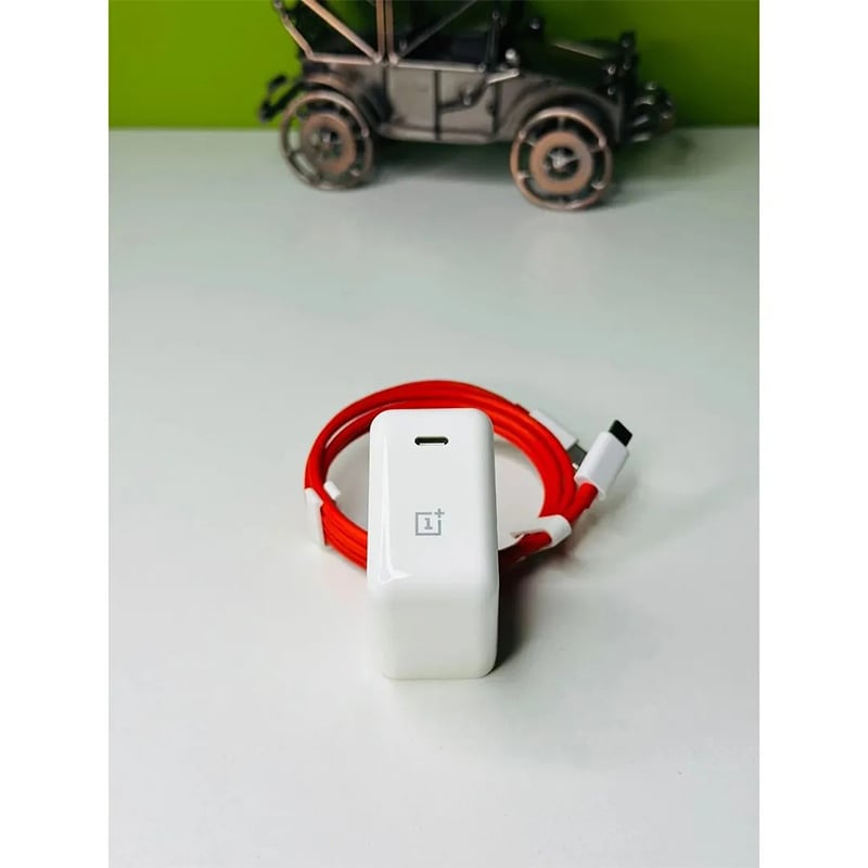 Picture of OnePlus 65W Warp Charger