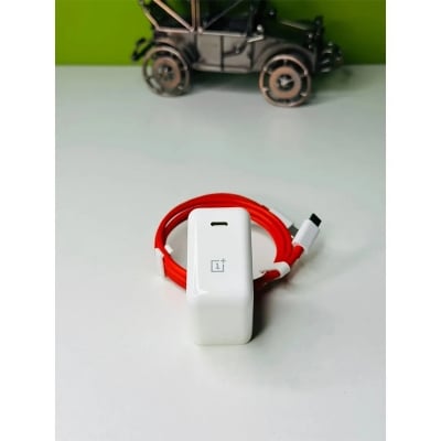 Picture of OnePlus 65W Warp Charger