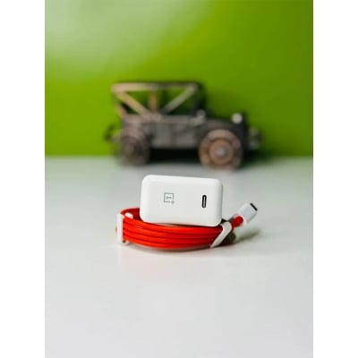 Picture of OnePlus 65W Warp Charger