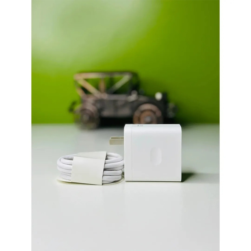 Picture of OnePlus 120W SuperVOOC Charger