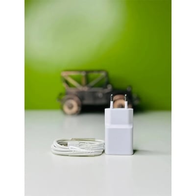 Picture of Samsung 10W Charger