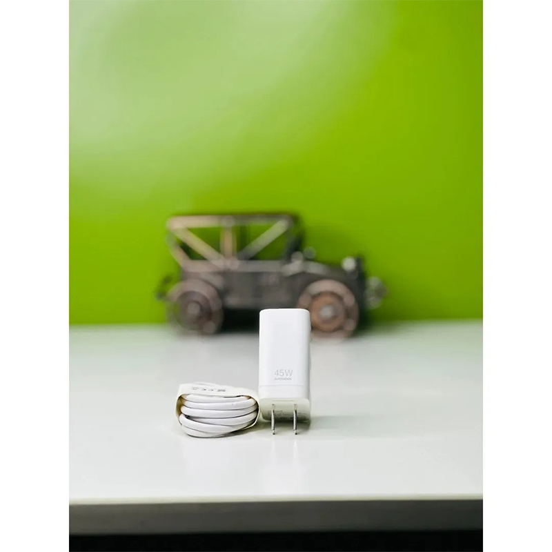 Picture of realme-45w-supervooc-charger-77998