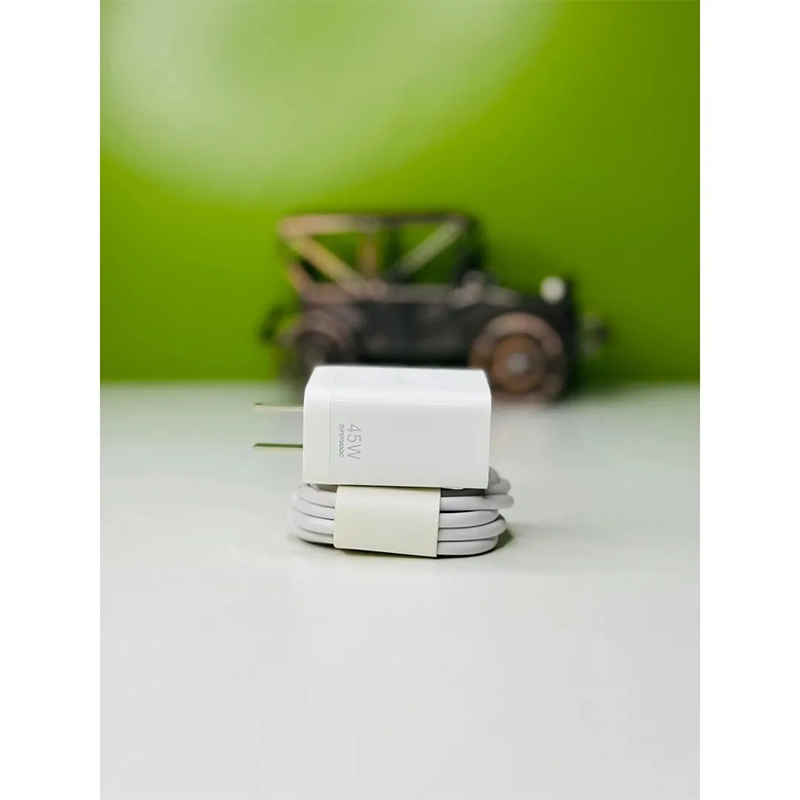 Picture of realme-45w-supervooc-charger-77998