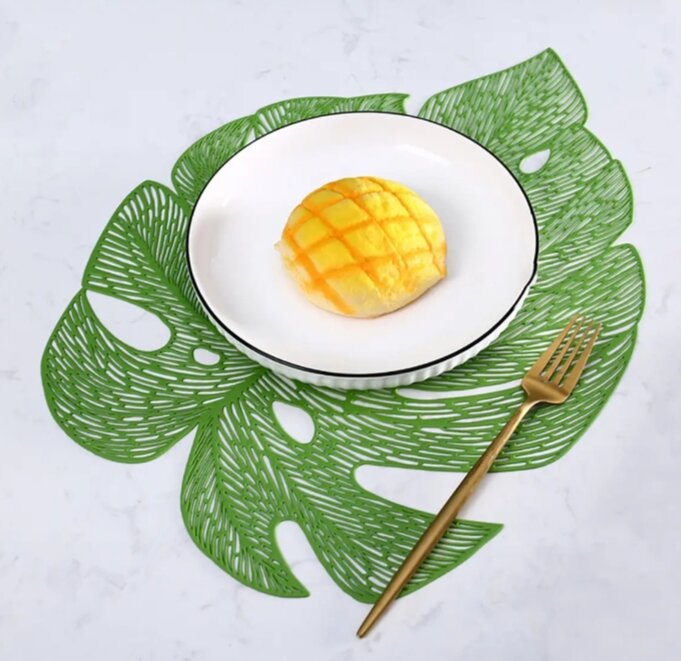 Picture of Turtle Leaf Design Table Mat - Multicolor