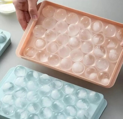 Picture of 33-Piece Round Ice Ball Maker Tray with Lid - Multicolor