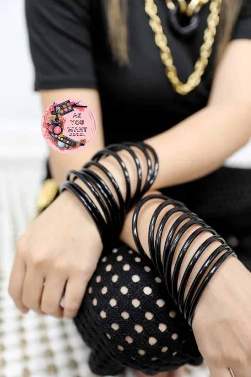 Picture of 12 Pieces Reshmi Curi For Women Glass Bangles Kaher Churi-2.6, 2.4, 2.8