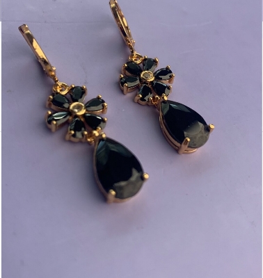 Picture of Black Earrings Jewelry Cubic Zirconia Inlay Flower Dangle Hoop Earrings-8 MM-Black