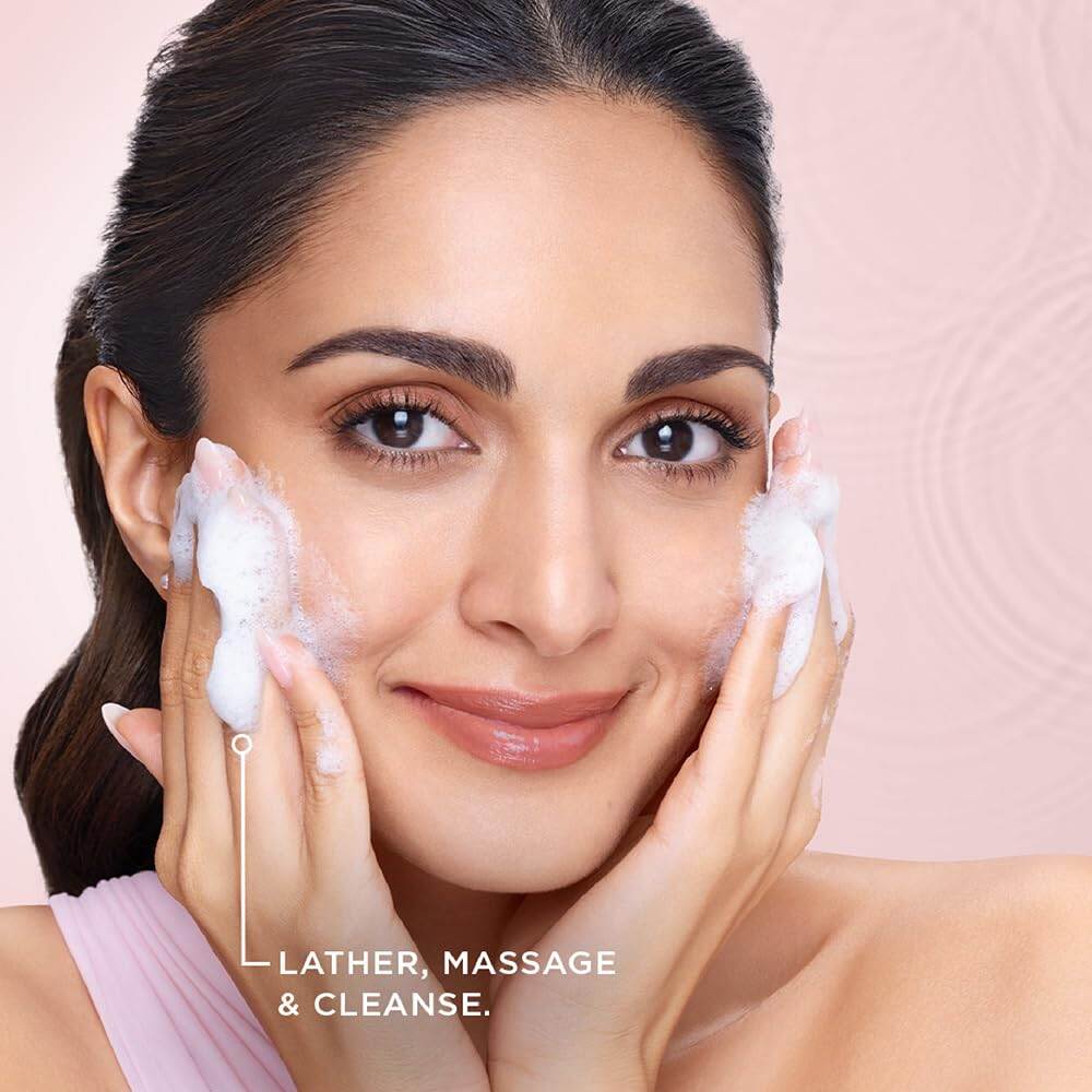Picture of PONDS Bright Beauty AntiDullness Facewash with Vitamin B3 Indian Ponds Bright Beauty Anti-Dullness Face Wash-Floral-Pink 50gm