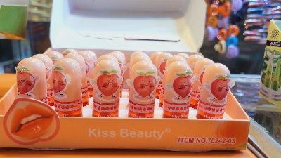 Picture of Kiss Beauty Magic Lip Oil strawberry || Lip Care Lip Oil 1pcs 3ml