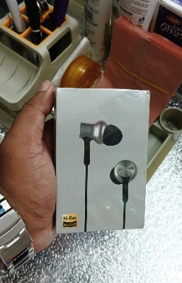 Picture of Mi in-Ear Headphones Pro HD Silver - Silver