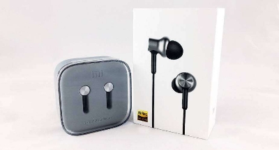 Picture of Mi in-Ear Headphones Pro HD Silver - Silver