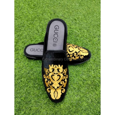 Picture of Stylish Fashionable velvet Half Shoes For Men-Black