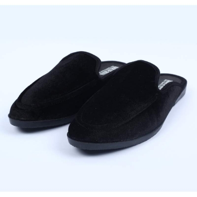 Picture of New fashionable velvet half shoes for men-Black