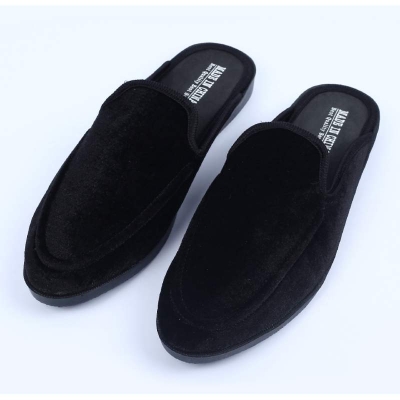 Picture of New fashionable velvet half shoes for men-Black