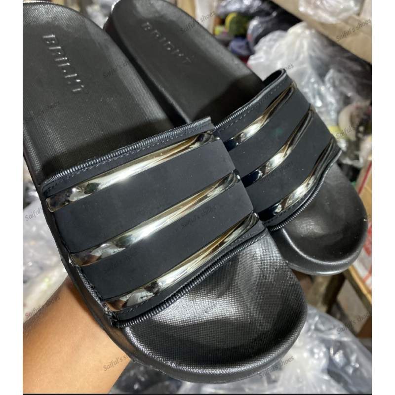 Picture of Fashionable Sliders Slippers New-Black