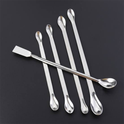 Picture of 250 mm SS Spatula for Laboratory Use