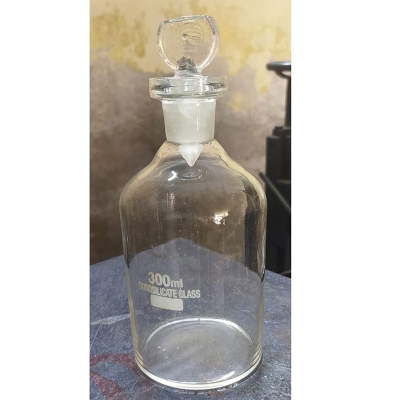 Picture of BOD Bottle 125 ml Pyrex