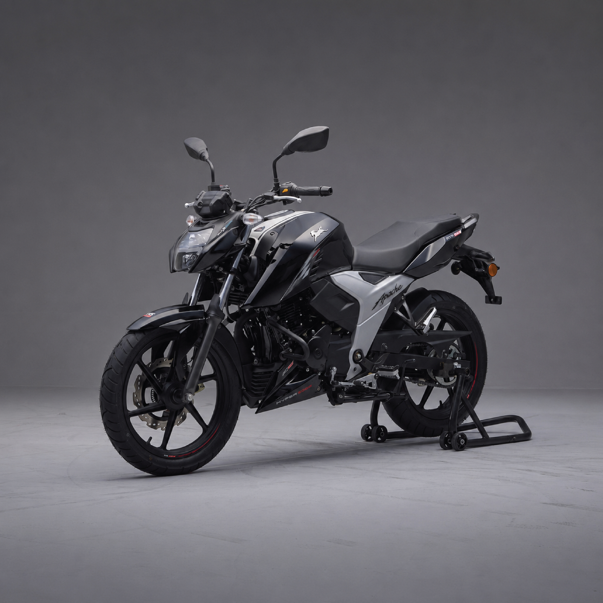 Picture of TVS Apache 4V 160 CC ABS Double Disc Black Motorcycle