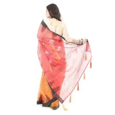 Picture of Tassel Setting Multicolor Monipuri Tant Saree