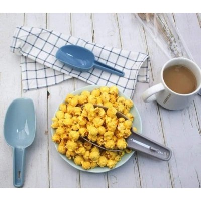 Picture of Plastic Kitchen Flour Scoop Set - 3 Pieces - Multicolor