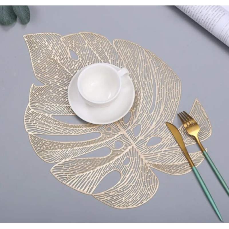 Picture of Turtle Leaf Design Table Mat - Multicolor