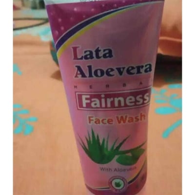 Picture of Lata Harbal Alovera tube-Pink