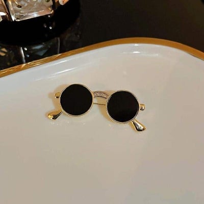Picture of Versatile -Choice and Remark -Black Sunglass Brooch Hijab Safety Pin For Girls Women- Avant-garde Qualityful - Easy To care and Longive