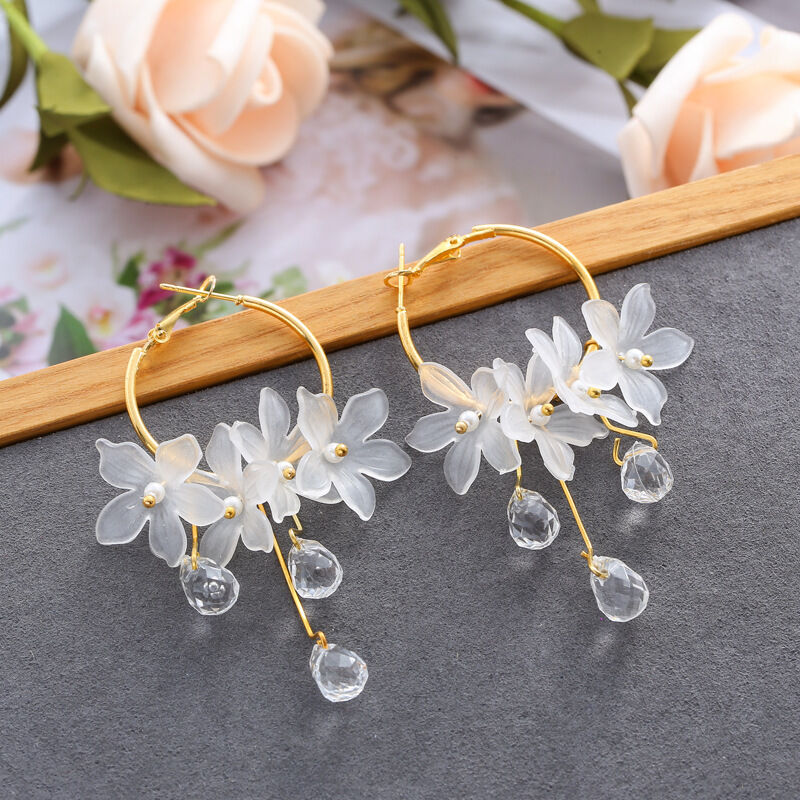 Picture of Trendy Acrylic Water Drop Women Dangle Earrings Crystal Flower Long Pendant Earrings For Women Drops Earrings