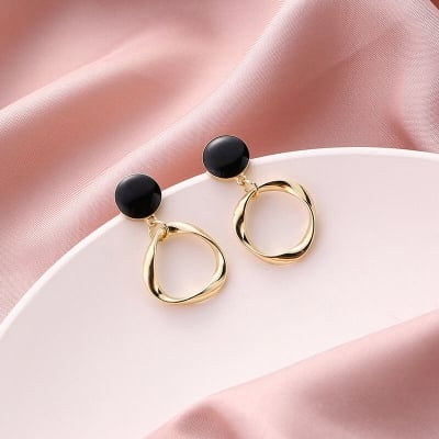 Picture of Indispensable -Black Stone Dangle Earrings for Women Full Rhinestone Flower Earrings 2022 Korean Fashion Cute Jewelry- Innovative