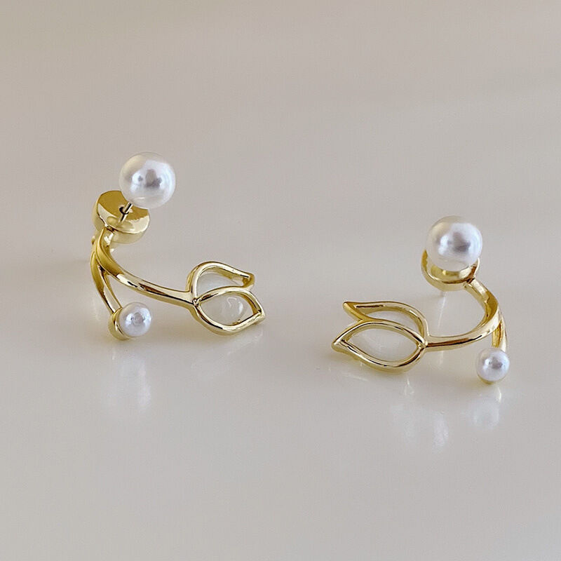 Picture of Dincior Korean Fashion Tulip Pearl Stud Earrings for Women Elegant Pink Flower Earring