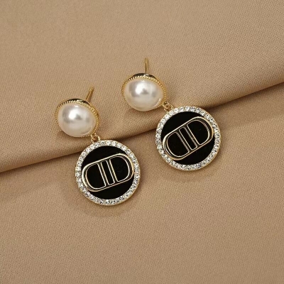 Picture of Indispensable DD Dangle Earrings for Women Full Rhinestone Black Earrings or Fashion Cute Jewelry Innovative