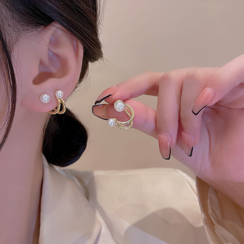 Picture of Elegant Women Pearl Earrings New Earings Female Elegant EARRING FOR GIRLS AND WOMEN