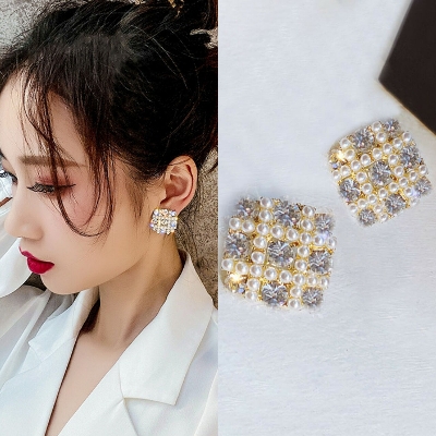 Picture of Whimsical Versatile -Simple Square Dangle Earrings for Women Full Rhinestone Earrings Korean Fashion Cute Jewelry- Avant-garde