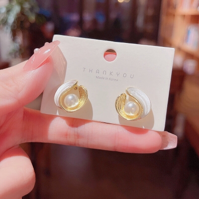 Picture of Simple Dangle Earrings for Women Full Rhinestone Earrings Korean Fashion Cute Jewelry Remarkable - Disclose Styles & Luxe
