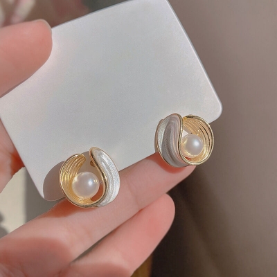 Picture of Simple Dangle Earrings for Women Full Rhinestone Earrings Korean Fashion Cute Jewelry Remarkable - Disclose Styles & Luxe