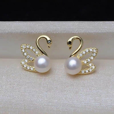 Picture of White Stone Duck Earrings for Women Full Rhinestone Flower Earrings 2022 Korean Fashion Cute Jewelry