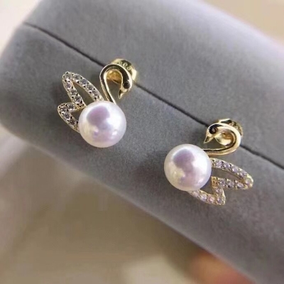 Picture of White Stone Duck Earrings for Women Full Rhinestone Flower Earrings 2022 Korean Fashion Cute Jewelry