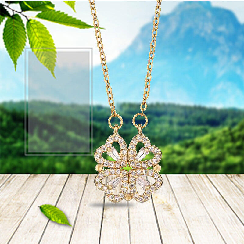 Picture of Stylish Trendy Love Magnetic Chain Necklaces for Girls Simple Stylish Fashion - Folding Heart-Shaped Pendant Necklaces for Women New Collection